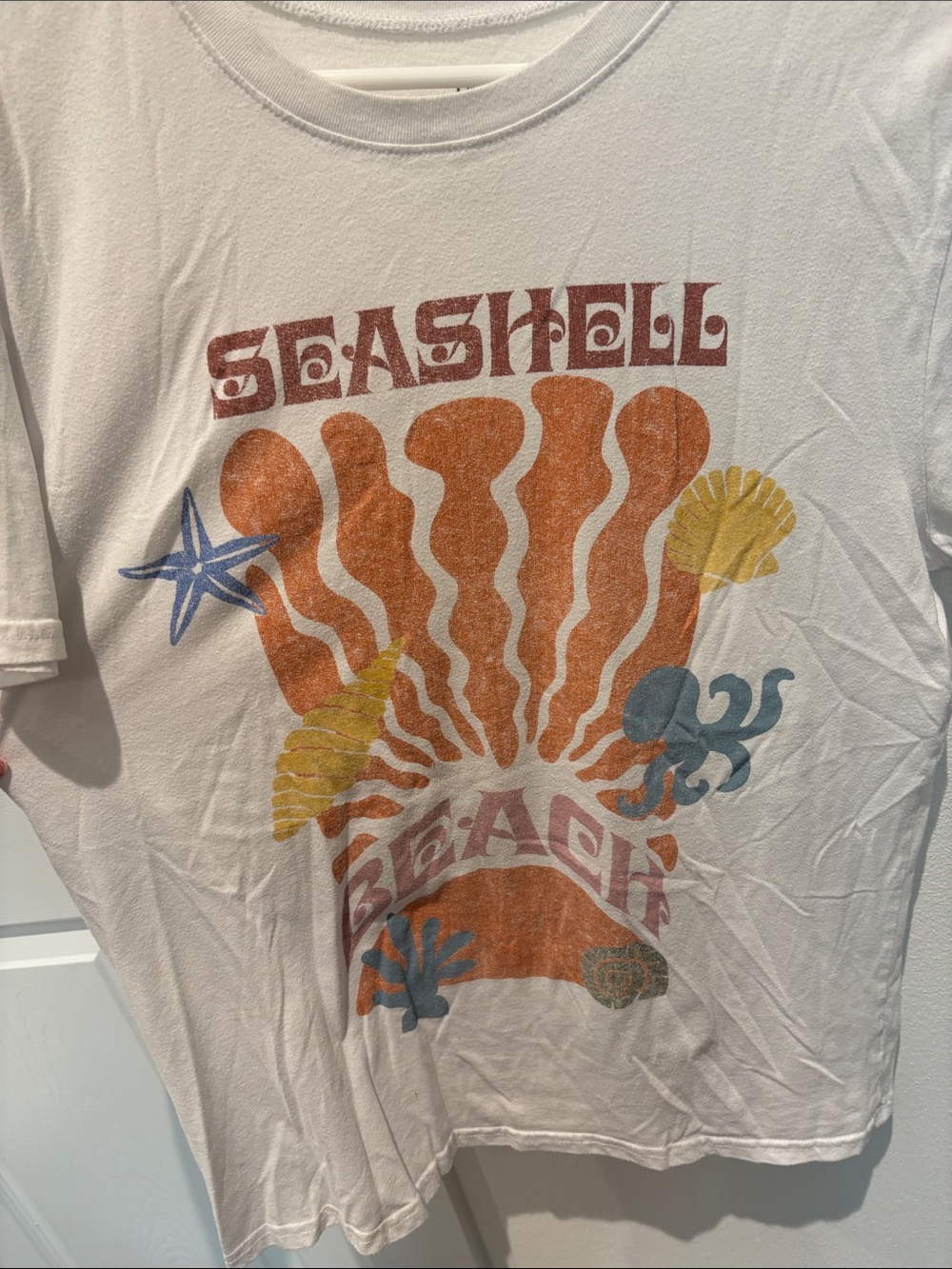 Seashell Beach Graphic Tee - White